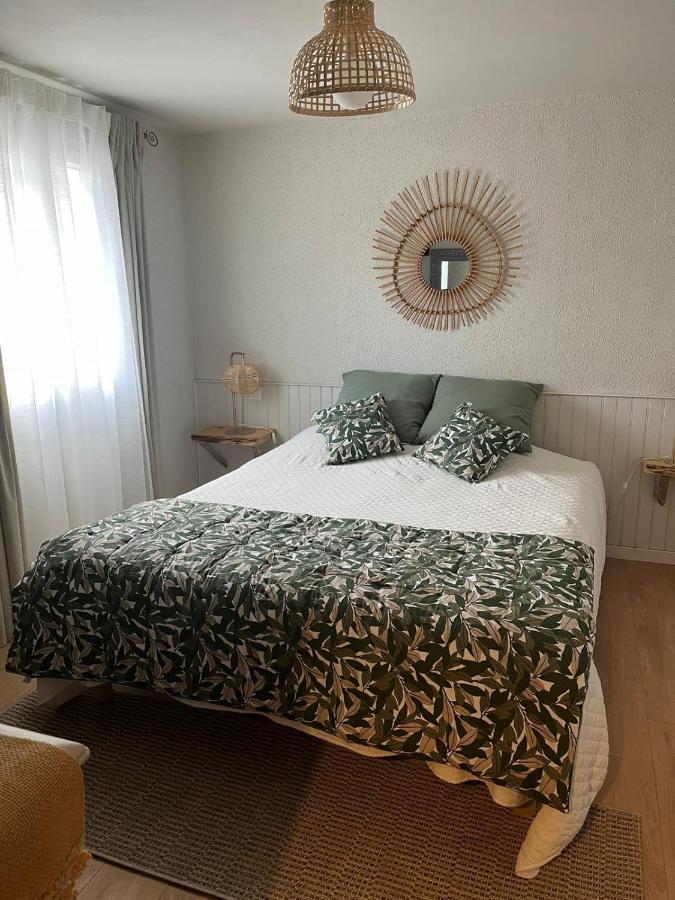 Chambres D'Hotes Marylou Valensole Exteriör bild