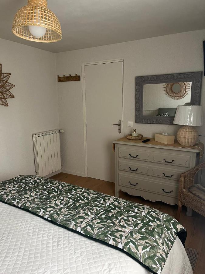 Chambres D'Hotes Marylou Valensole Exteriör bild
