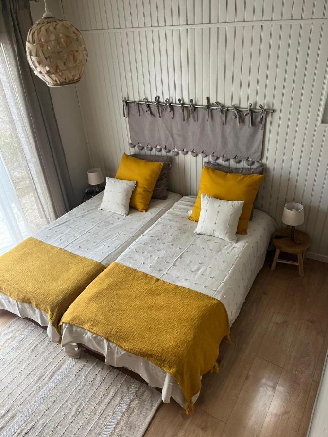 Chambres D'Hotes Marylou Valensole Exteriör bild